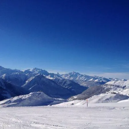 Sleeps 8 Wifi Riederalp