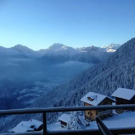 Sleeps 8 Wifi Riederalp