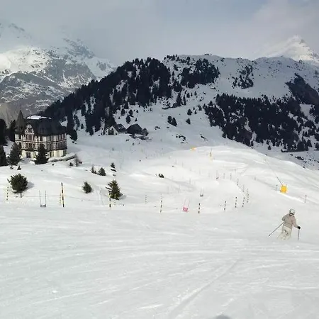 Sleeps 8 Wifi Apartment Riederalp