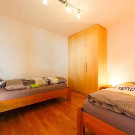 Sleeps 8 Wifi Appartement *