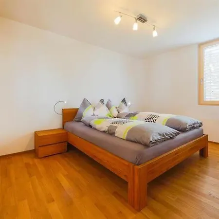 Sleeps 8 Wifi Appartement *
